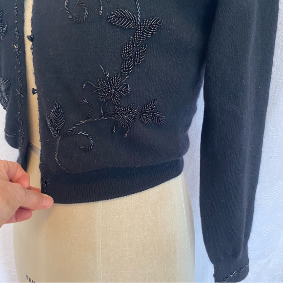 Vintage rare black jet beaded cardigan. XS - Picture 5 of 10